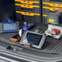 AK Locksmith technician at work in Davenport FL