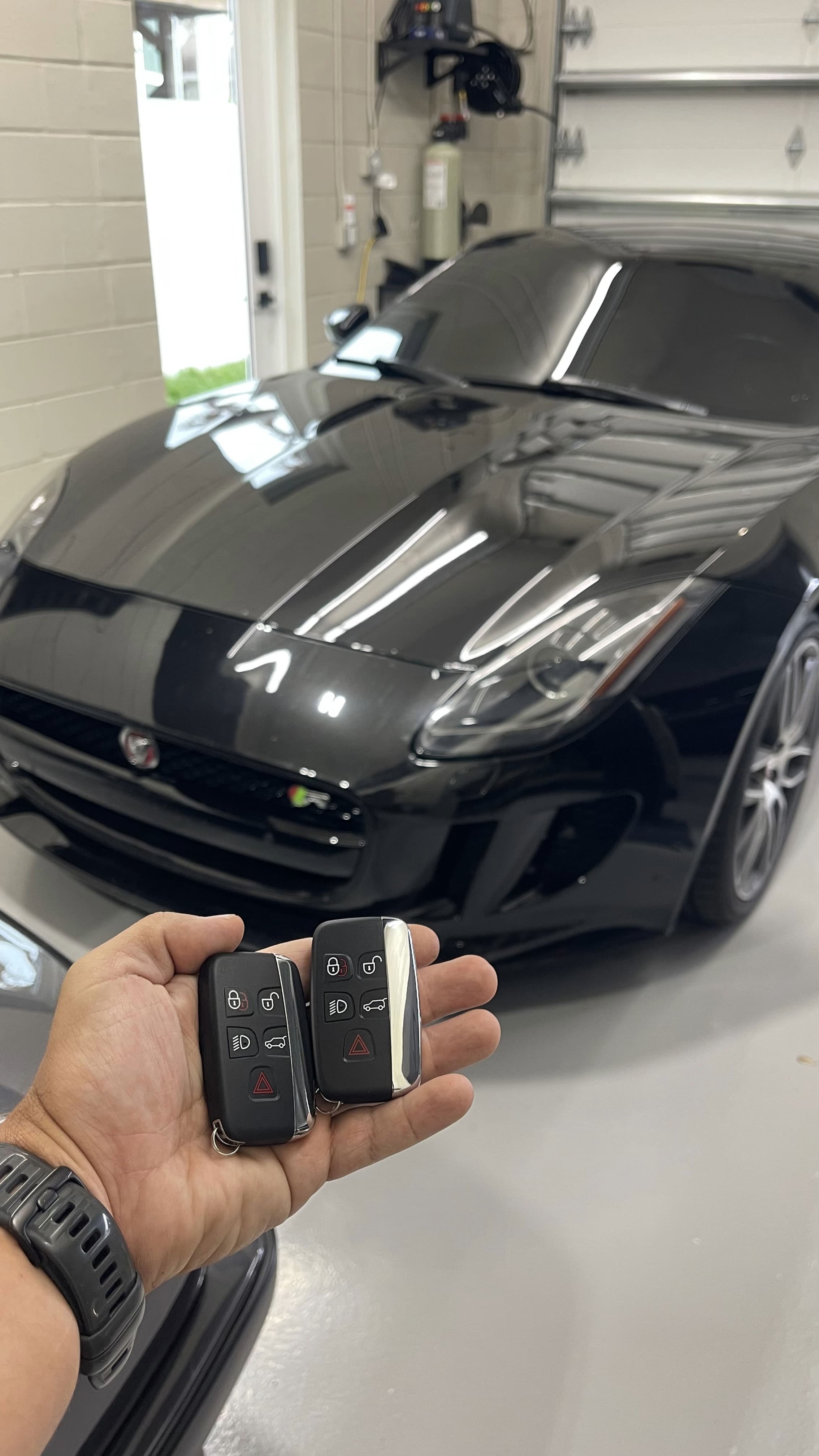 Jaguar F-Type Key Replacement in Davenport — No Dealer Required